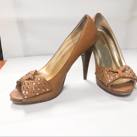 Michael Kors Cognac Leather Peep Toe Heels W/ Bow - Picture 2 of 7